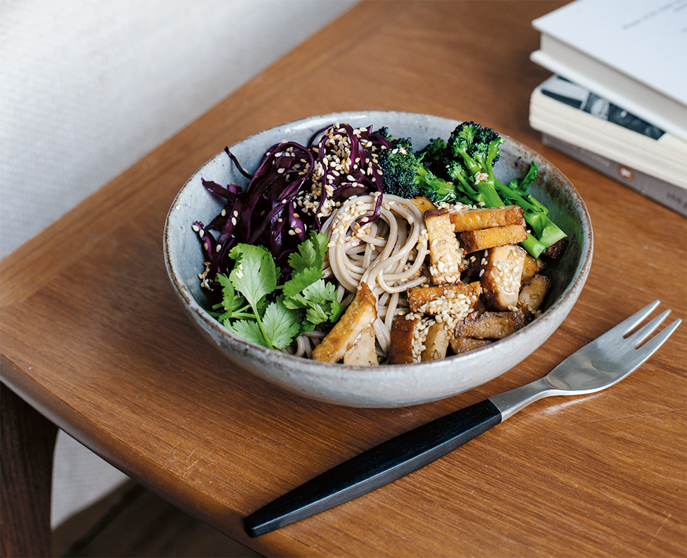 Pan-dressed noodles with crunchy cabbage and crispy tofu